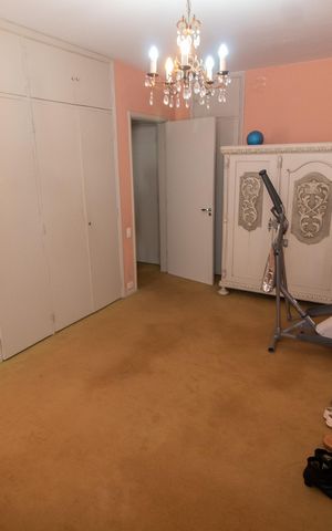 Apartamento à venda com 571m², 4 quartos e 2 vagas Apartamento à venda com 571m², 4 quartos e 2 vagasQuarto 1