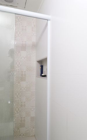 Casa à venda com 105m², 2 quartos e 2 vagasBanheiro da Suíte 1
