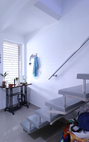 Casa à venda com 105m², 2 quartos e 2 vagasSala