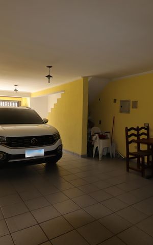 Casa à venda com 240m², 3 quartos e 4 vagasÁrea Gourmet