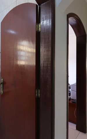 Casa à venda com 240m², 3 quartos e 4 vagasCorredor piso superior