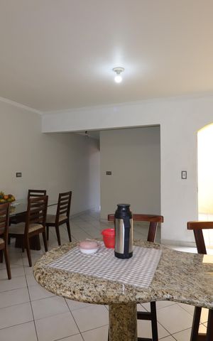 Casa à venda com 240m², 3 quartos e 4 vagasCozinha