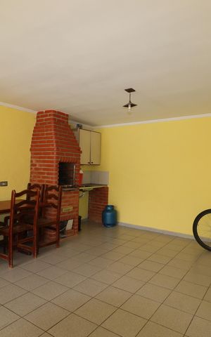 Casa à venda com 240m², 3 quartos e 4 vagasÁrea Gourmet