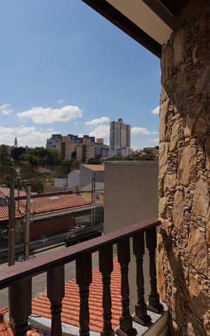 Casa à venda com 240m², 3 quartos e 4 vagasSacada da Suíte