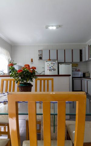 Casa à venda com 168m², 3 quartos e 2 vagasCozinha