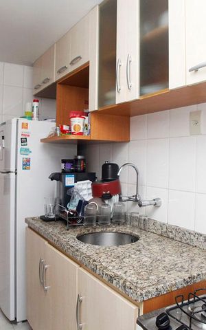 Apartamento à venda com 58m², 2 quartos e sem vagaCozinha e Área de Serviço