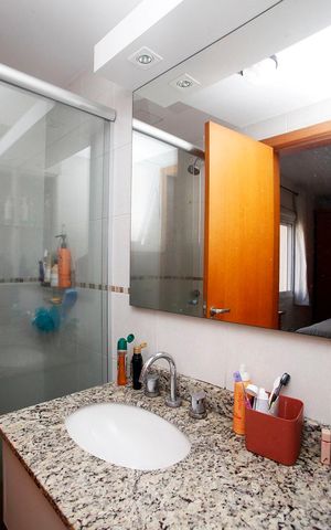 Apartamento à venda com 58m², 2 quartos e sem vagaBanheiro da Suíte