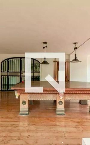 Apartamento para alugar com 210m², 3 quartos e 4 vagas Apartamento para alugar com 210m², 3 quartos e 4 vagasÁrea Comum - Salão de Jogos