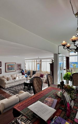 Apartamento para alugar com 210m², 3 quartos e 4 vagas Apartamento para alugar com 210m², 3 quartos e 4 vagasSala 1