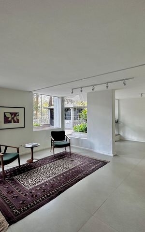 Apartamento para alugar com 210m², 3 quartos e 4 vagas Apartamento para alugar com 210m², 3 quartos e 4 vagasHall Social Bloco