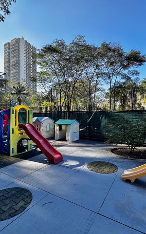 Apartamento para alugar com 210m², 3 quartos e 4 vagas Apartamento para alugar com 210m², 3 quartos e 4 vagasPlayground