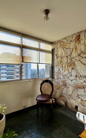Apartamento para alugar com 210m², 3 quartos e 4 vagas Apartamento para alugar com 210m², 3 quartos e 4 vagasSacada