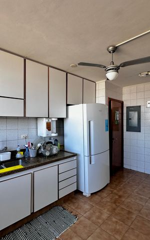 Apartamento para alugar com 210m², 3 quartos e 4 vagas Apartamento para alugar com 210m², 3 quartos e 4 vagasCozinha