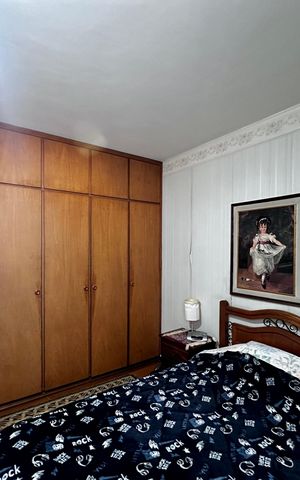 Apartamento para alugar com 210m², 3 quartos e 4 vagas Apartamento para alugar com 210m², 3 quartos e 4 vagasQuarto
