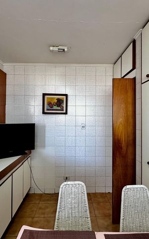 Apartamento para alugar com 210m², 3 quartos e 4 vagas Apartamento para alugar com 210m², 3 quartos e 4 vagasCozinha