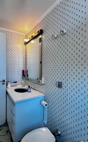 Apartamento para alugar com 210m², 3 quartos e 4 vagas Apartamento para alugar com 210m², 3 quartos e 4 vagasBanheiro da Suíte 2
