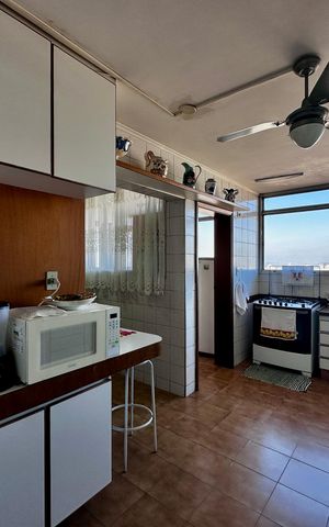Apartamento para alugar com 210m², 3 quartos e 4 vagas Apartamento para alugar com 210m², 3 quartos e 4 vagasCozinha