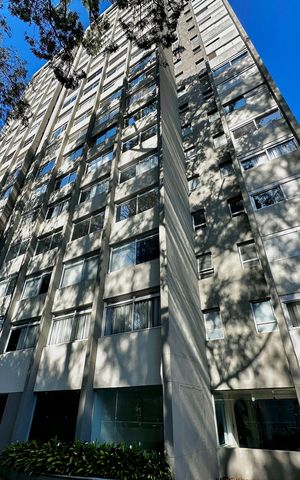 Apartamento para alugar com 210m², 3 quartos e 4 vagas Apartamento para alugar com 210m², 3 quartos e 4 vagasFachada Bloco