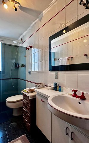Apartamento para alugar com 210m², 3 quartos e 4 vagas Apartamento para alugar com 210m², 3 quartos e 4 vagasBanheiro Social