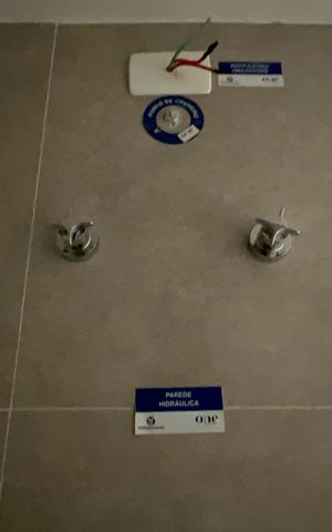 Studio à venda com 26m², 1 quarto e sem vaga Studio à venda com 26m², 1 quarto e sem vagaBanheiro da Suíte