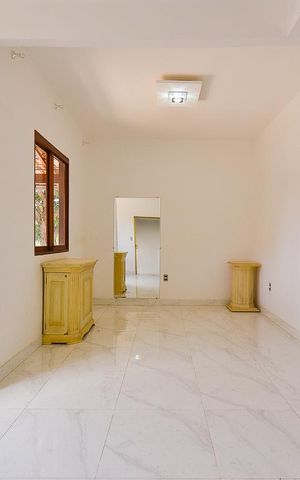 Casa à venda com 400m², 6 quartos e 2 vagasSala Casa 2