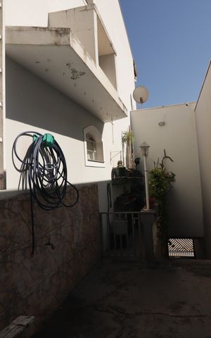 Casa à venda com 359m², 2 quartos e 4 vagasQuintal