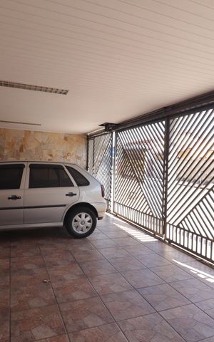 Casa à venda com 359m², 2 quartos e 4 vagasGaragem