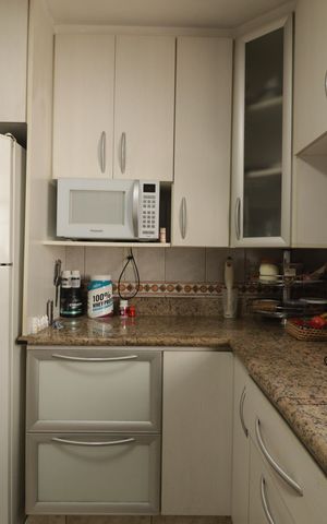 Casa à venda com 359m², 2 quartos e 4 vagasCozinha 