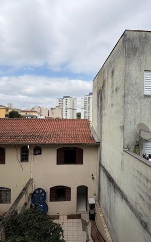 Casa à venda com 360m², 5 quartos e 5 vagas Casa à venda com 360m², 5 quartos e 5 vagasVista da suíte 4