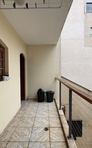Casa à venda com 360m², 5 quartos e 5 vagas Casa à venda com 360m², 5 quartos e 5 vagasLavanderia