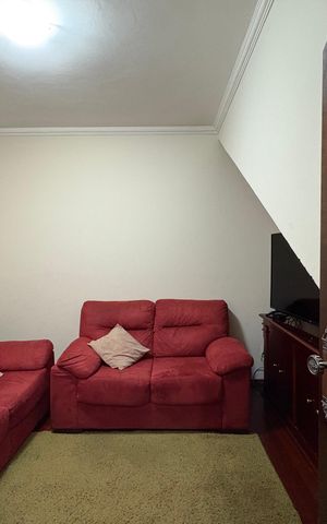 Casa à venda com 360m², 5 quartos e 5 vagas Casa à venda com 360m², 5 quartos e 5 vagasSala de TV