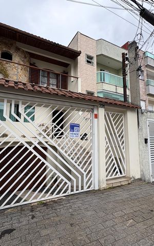 Casa à venda com 360m², 5 quartos e 5 vagas Casa à venda com 360m², 5 quartos e 5 vagasFachada + plaquinha