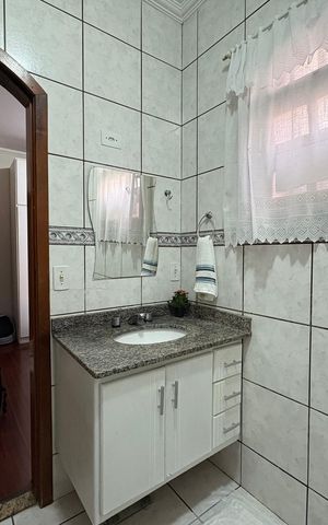 Casa à venda com 360m², 5 quartos e 5 vagas Casa à venda com 360m², 5 quartos e 5 vagasBanheiro da suíte 3