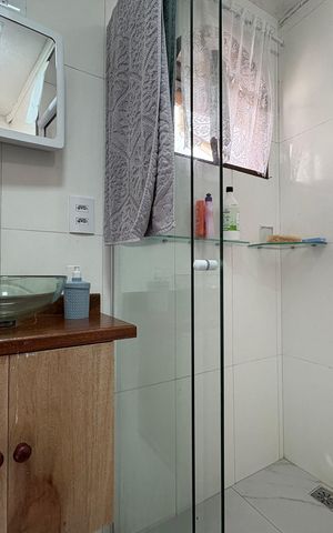 Casa à venda com 360m², 5 quartos e 5 vagas Casa à venda com 360m², 5 quartos e 5 vagasBanheiro suíte 5 edícula