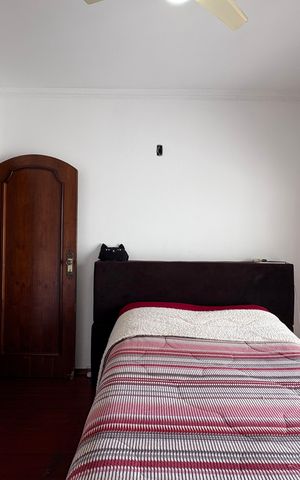 Casa à venda com 360m², 5 quartos e 5 vagas Casa à venda com 360m², 5 quartos e 5 vagasSuite 4