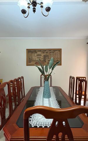 Casa à venda com 360m², 5 quartos e 5 vagas Casa à venda com 360m², 5 quartos e 5 vagasSala de Jantar