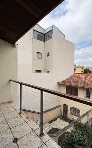 Casa à venda com 360m², 5 quartos e 5 vagas Casa à venda com 360m², 5 quartos e 5 vagasSacada