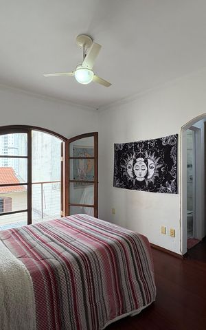 Casa à venda com 360m², 5 quartos e 5 vagas Casa à venda com 360m², 5 quartos e 5 vagasSuite 4