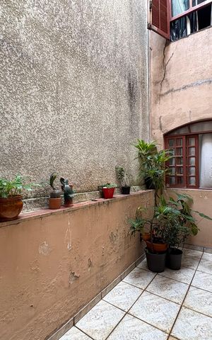 Casa à venda com 360m², 5 quartos e 5 vagas Casa à venda com 360m², 5 quartos e 5 vagasJardim de inverno