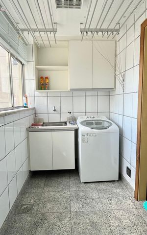 Apartamento à venda com 425m², 4 quartos e 1 vaga Apartamento à venda com 425m², 4 quartos e 1 vagaÁrea de Serviço