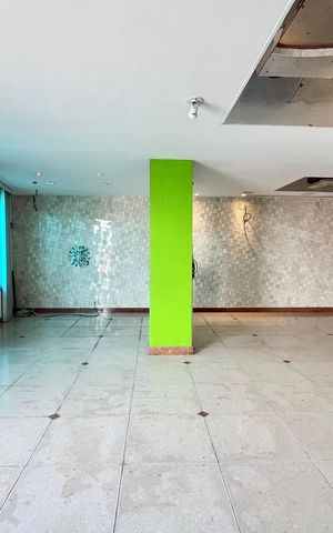 Apartamento à venda com 425m², 4 quartos e 1 vaga Apartamento à venda com 425m², 4 quartos e 1 vagaSala