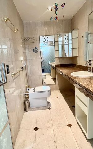 Apartamento à venda com 425m², 4 quartos e 1 vaga Apartamento à venda com 425m², 4 quartos e 1 vagaBanheiro da Suíte 4