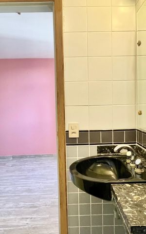 Apartamento à venda com 425m², 4 quartos e 1 vaga Apartamento à venda com 425m², 4 quartos e 1 vagaBanheiro Suíte 2