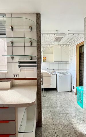 Apartamento à venda com 425m², 4 quartos e 1 vaga Apartamento à venda com 425m², 4 quartos e 1 vagaCozinha