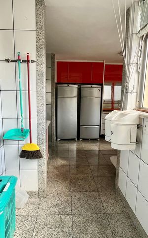 Apartamento à venda com 425m², 4 quartos e 1 vaga Apartamento à venda com 425m², 4 quartos e 1 vagaÁrea de Serviço