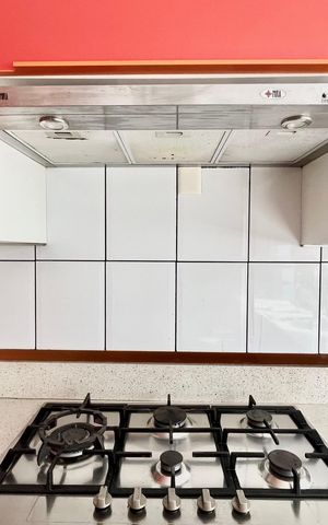 Apartamento à venda com 425m², 4 quartos e 1 vaga Apartamento à venda com 425m², 4 quartos e 1 vagaCozinha
