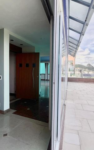 Apartamento à venda com 425m², 4 quartos e 1 vaga Apartamento à venda com 425m², 4 quartos e 1 vagaVaranda Sala