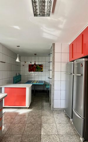 Apartamento à venda com 425m², 4 quartos e 1 vaga Apartamento à venda com 425m², 4 quartos e 1 vagaCozinha