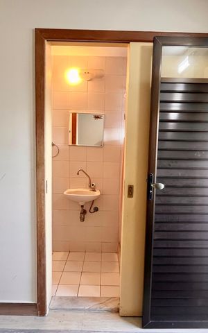Apartamento à venda com 425m², 4 quartos e 1 vaga Apartamento à venda com 425m², 4 quartos e 1 vagaQuarto de Serviço