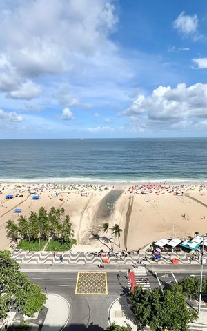 Apartamento à venda com 425m², 4 quartos e 1 vaga Apartamento à venda com 425m², 4 quartos e 1 vagaÁrea comum